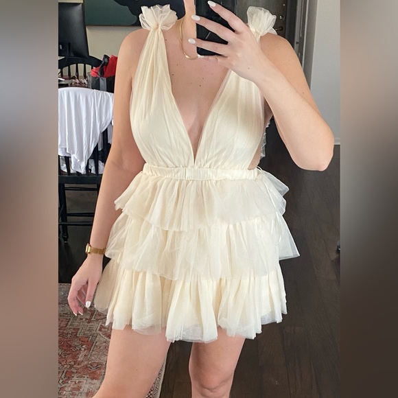 Cream Ruffled Mini Dress - Picture 5 of 10